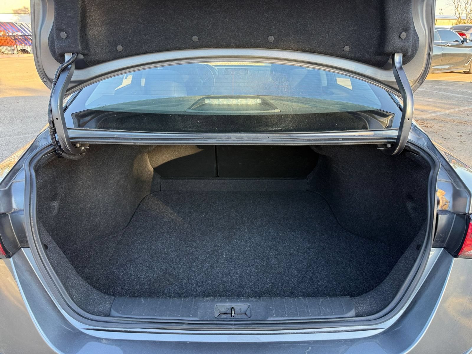 Used 2025 Nissan Sentra S FWD image 30