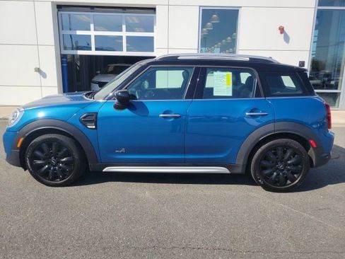 Used 2022 MINI Cooper Countryman ALL4 AWD/4WD image 2
