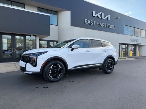 New 2026 Kia Sportage EX image 1