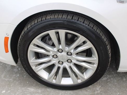 Used 2018 Cadillac XTS Luxury image 11