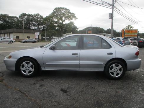 Used 2004 Chevrolet Cavalier LS image 4
