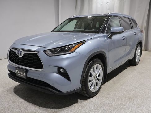 Used 2023 Toyota Highlander Limited AWD/4WD image 8