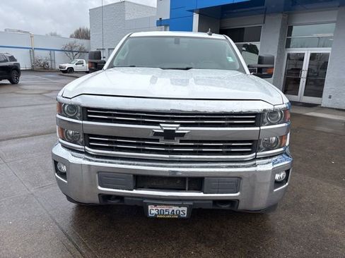 Used 2016 Chevrolet Silverado 2500 LT w/ LT Convenience Package image 3