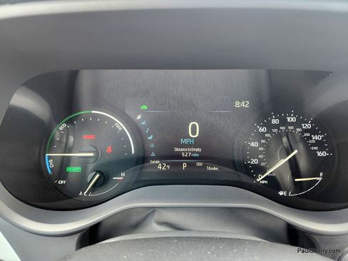 New 2026 Toyota Sienna LE FWD image 50