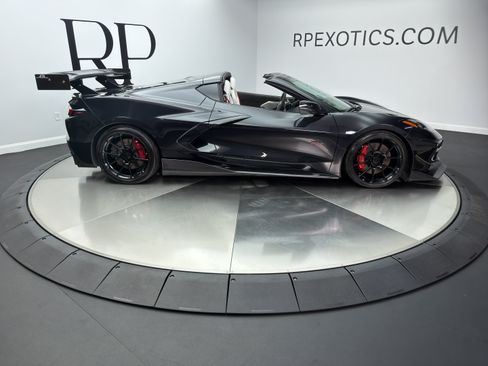 Used 2023 Chevrolet Corvette Stingray Premium Cpe w/ Z51 Performance Package RWD image 7