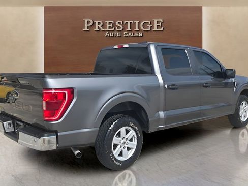 Used 2021 Ford F150 XLT image 11