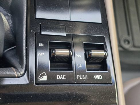 Used 2021 Lexus GX 460 Premium AWD/4WD image 22