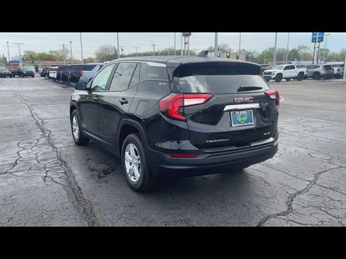 Used 2023 GMC Terrain SLE FWD image 7