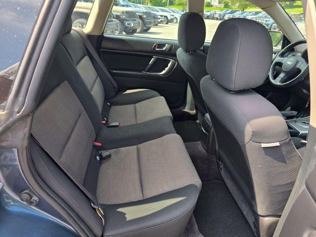 Used 2005 Subaru Legacy 2.5i AWD/4WD image 24