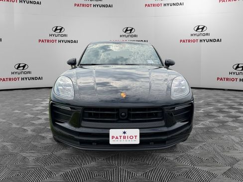 Used 2025 Porsche Macan AWD/4WD image 8
