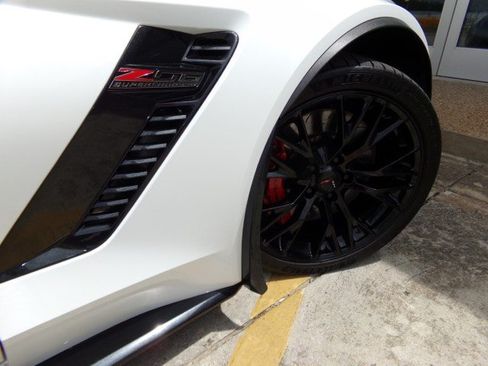 Used 2017 Chevrolet Corvette Z06 RWD image 27