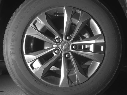 Used 2025 Chevrolet Equinox LT FWD image 13