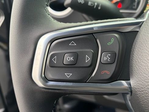 New 2026 Jeep Wrangler Unlimited Sahara AWD/4WD image 17