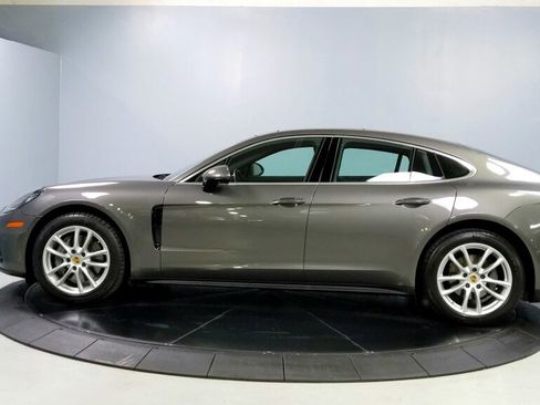 Used 2017 Porsche Panamera 4S w/ Premium Package Plus AWD/4WD image 4