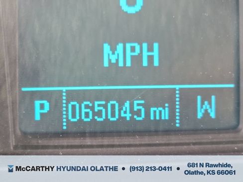 Used 2017 Chevrolet Equinox Premier w/ Enhanced Convenience Package AWD/4WD image 7