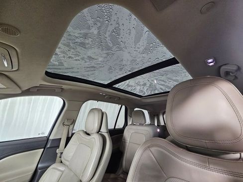 Used 2020 Lincoln Aviator Reserve w/ Equipment Group 201A image 28