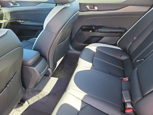 New 2026 Kia K5 GT-Line image 8