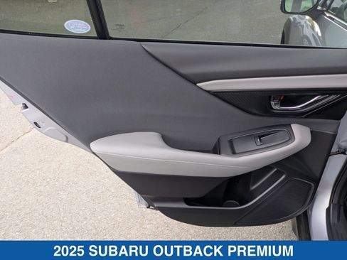 Certified 2025 Subaru Outback Premium AWD/4WD image 29