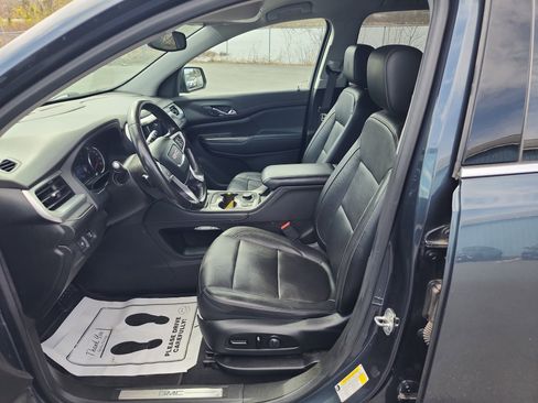 Used 2020 GMC Acadia SLT image 11