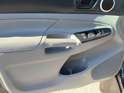 Used 2015 Toyota Tacoma 4x4 Double Cab w/ TRD Sport Package image 33