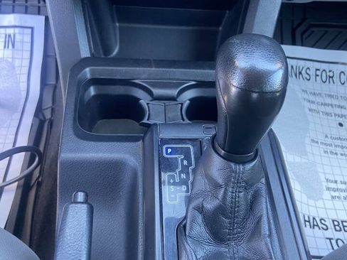 Used 2021 Toyota Tacoma SR w/ SR Convenience Package RWD image 18
