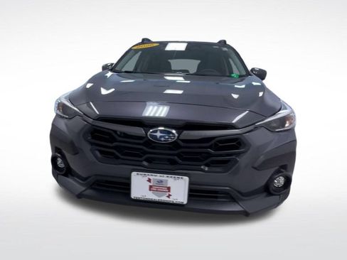 Used 2026 Subaru Crosstrek 2.5i Premium AWD/4WD image 3
