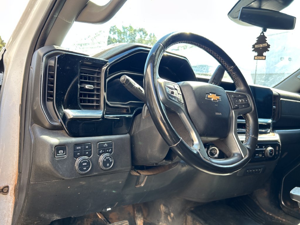 Used 2024 Chevrolet Silverado 2500 LT w/ Snow Plow Prep/Camper Package AWD/4WD image 10