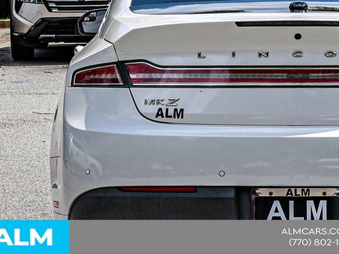 Used 2017 Lincoln MKZ Premiere FWD image 13