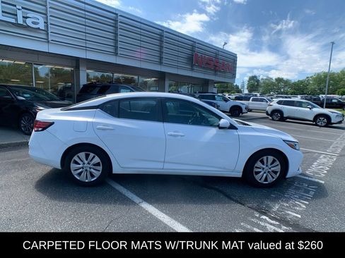 Used 2022 Nissan Sentra S FWD image 2
