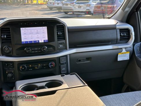 Used 2023 Ford F150 XLT w/ Trailer Tow Package image 11