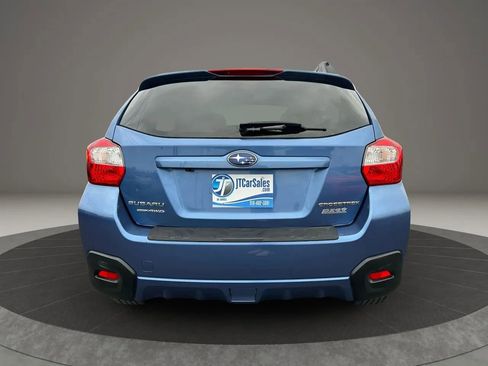 Used 2017 Subaru Crosstrek 2.0i Premium image 4