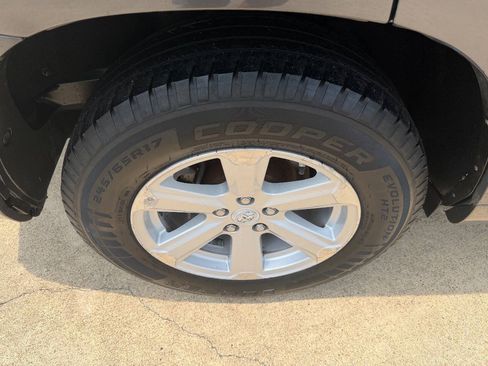 Used 2010 Toyota Highlander 2WD w/ Extra Value Pkg 2 image 8
