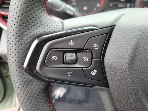 Used 2024 Chevrolet Trax RS w/ Driver Confidence Package FWD image 21