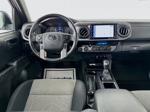 Certified 2023 Toyota Tacoma TRD Off-Road w/ Technology Package AWD/4WD image 21