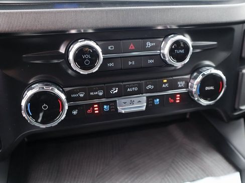 New 2025 Ford F250 Platinum w/ FX4 Off-Road Package image 8