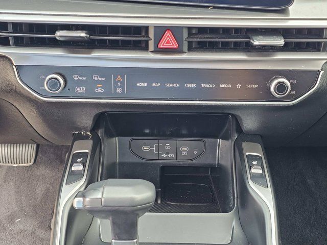 Used 2025 Kia Sorento S FWD image 27