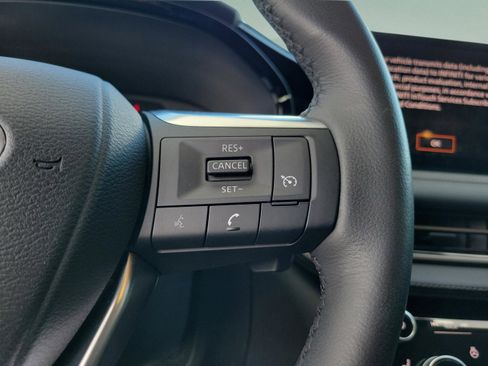 Certified 2025 INFINITI QX60 Pure image 15