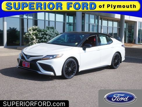 Used 2022 Toyota Camry XSE w/ Blackout Package (TMS) FWD image 1