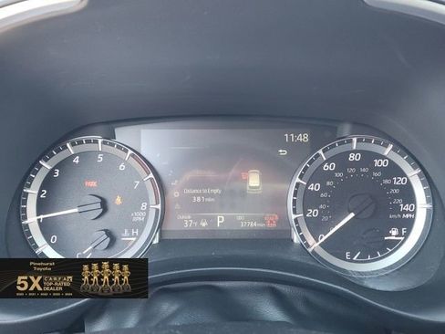 Used 2024 Toyota Highlander XLE image 37