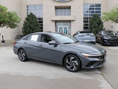 Used 2024 Hyundai Elantra Limited