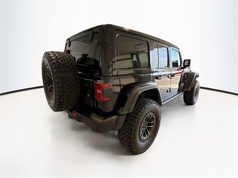 Used 2024 Jeep Wrangler Unlimited Rubicon image 7