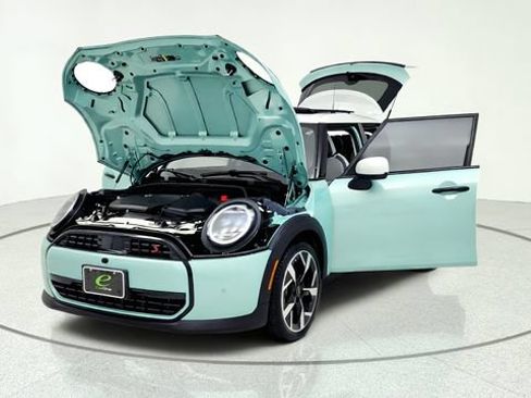 Used 2026 MINI Cooper S FWD image 13