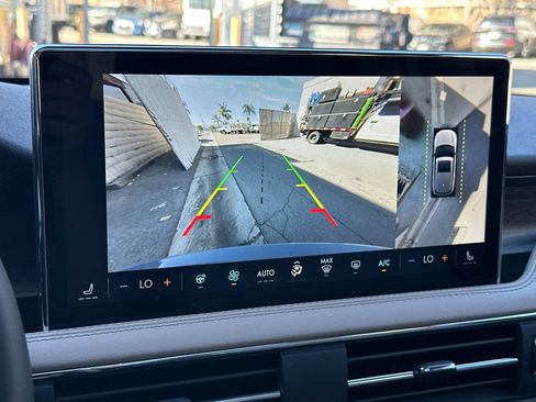 Used 2024 Lincoln Corsair Grand Touring w/ Equipment Group 301A image 23