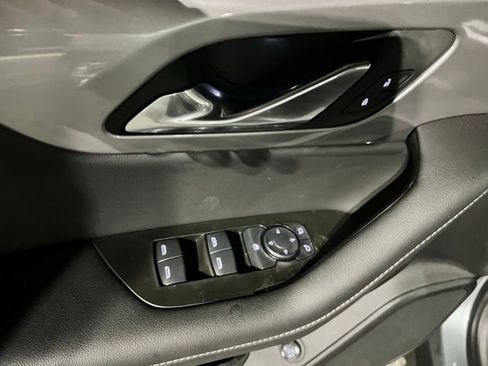 Used 2024 Chevrolet Blazer LT w/ Convenience Package image 17