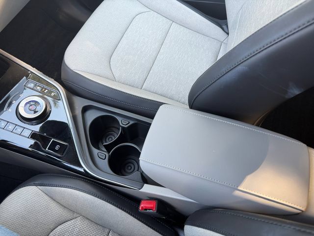 Used 2023 Kia Niro Wave w/ Wave Preserve Package FWD image 15