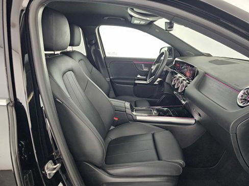 Certified 2025 Mercedes-Benz GLA 250 image 11