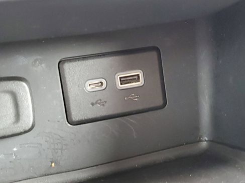 Certified 2021 GMC Acadia SLE w/ Driver Convenience Package image 23