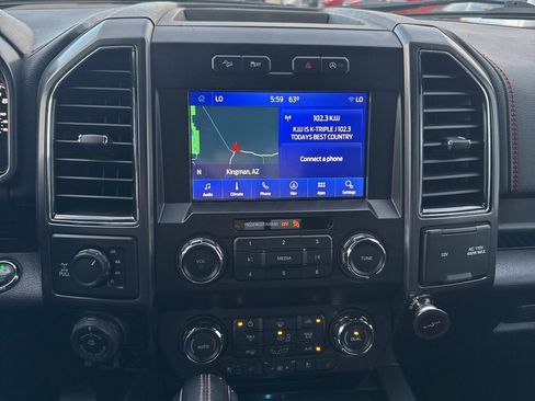 Used 2019 Ford F150 Lariat image 13