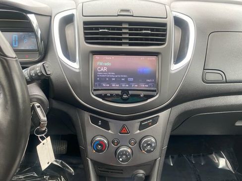 Used 2016 Chevrolet Trax LTZ image 11