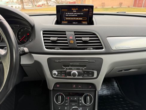 Used 2018 Audi Q3 2.0T Premium Plus image 27